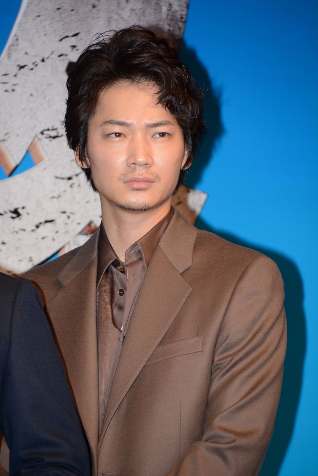 江口洋介、本木雅弘、仲間由紀恵、綾野剛、堤幸彦監督がそろった！映画『天空の蜂』完成報告会見フォトギャラリー（13枚目）