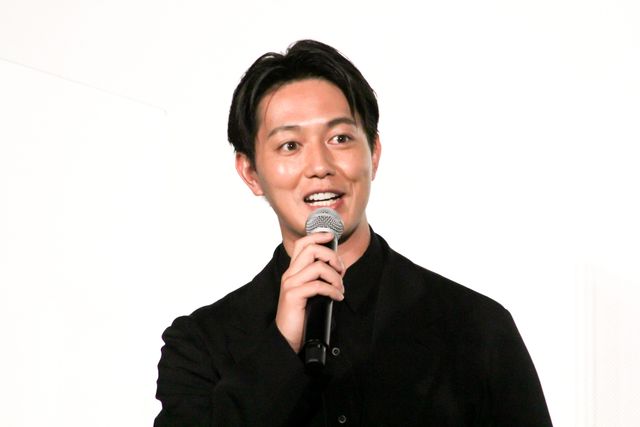 土屋太鳳＆福原遥ら声優キャストが集結！『アイの歌声を聴かせて』公開初日舞台あいさつ（16枚目）