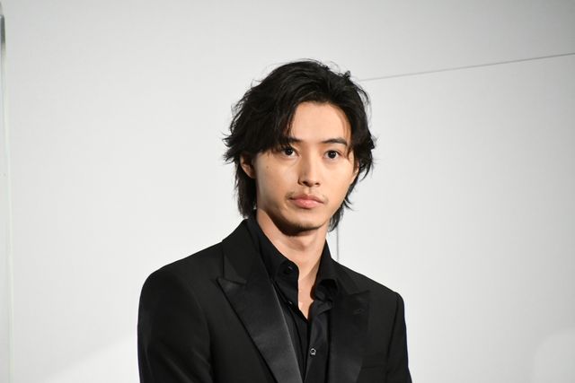 山崎賢人が見たいのは映画の未来！『夏への扉　－キミのいる未来へ－』初日舞台あいさつ（2枚目）
