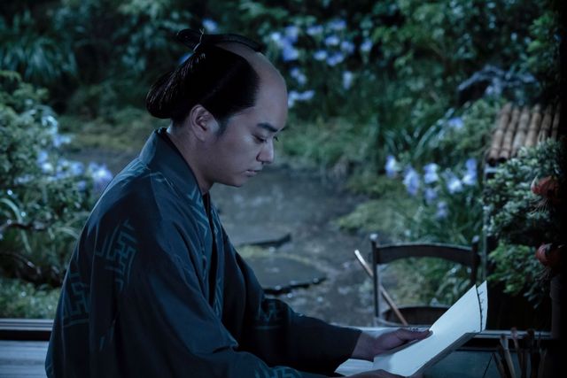 歌麿の匂わせに蔦重全然気づかず…「べらぼう」第43回場面写真（5枚目）