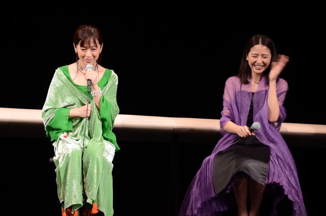 美女たちのほほ笑み！長澤まさみ＆斉藤由貴＆三谷幸喜フォトギャラリー（8枚目）