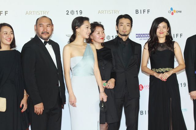 綾野剛、森山未來、チョン・ウソンら　第24回釜山国際映画祭レッドカーペット華やかに彩る（2枚目）