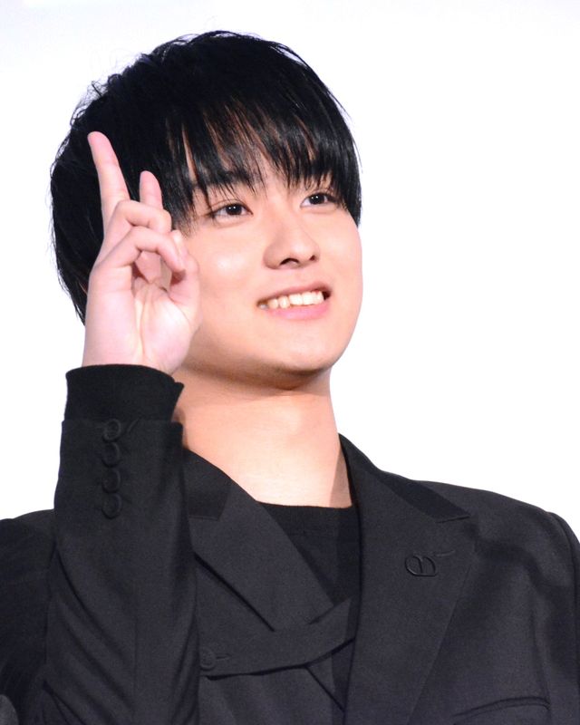 『PLAY! ～勝つとか負けるとかは、どーでもよくて～』公開記念舞台あいさつ（2枚目）