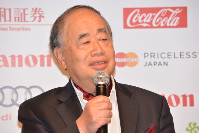 岡田准一、阿部寛、尾野真千子…日本映画初、エベレスト5000メートル超での撮影に挑んだ俳優陣に感謝！　画像ギャラリー（3枚目）