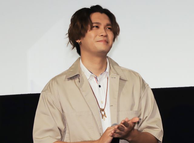 富野由悠季「Gレコ」イベントにガンダムジャケットで登場「忖度します」（3枚目）