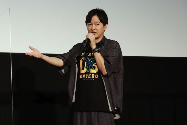 富野由悠季「Gレコ」イベントにガンダムジャケットで登場「忖度します」（6枚目）
