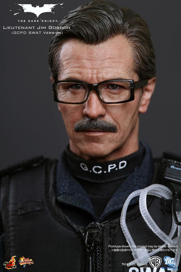 「【ムービー・マスターピース】『ダークナイト』 1/6スケールフィギュア　ジム・ゴードン警部補（GCPD特殊部隊版）」フォトギャラリー（8枚目）