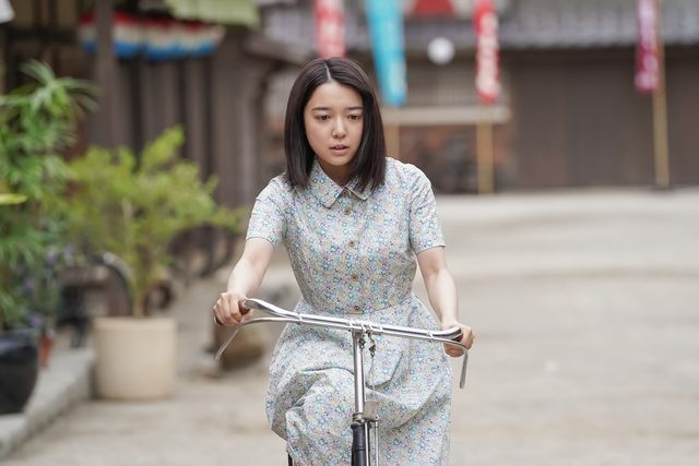 安子と稔は…「カムカムエヴリバディ」第5回の場面写真（5枚目）