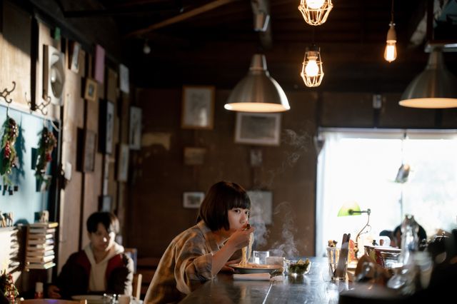 杉咲花のブチ切れワードも話題「冬のなんかさ、春のなんかね」2話場面写真（4枚目）