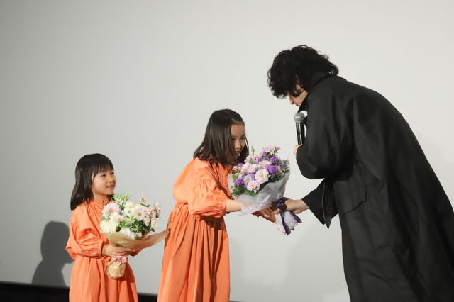 菅田将暉、1年ぶり“父娘”再会！稲垣来泉＆中野翠咲と『糸』初の有観客イベント（2枚目）