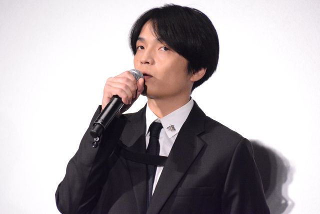 菅田将暉、ヒゲ姿で登場！黒沢清監督『Cloud クラウド』ジャパンプレミア（11枚目）