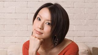 『XX エクスクロス 魔境伝説』鈴木亜美　単独インタビュー