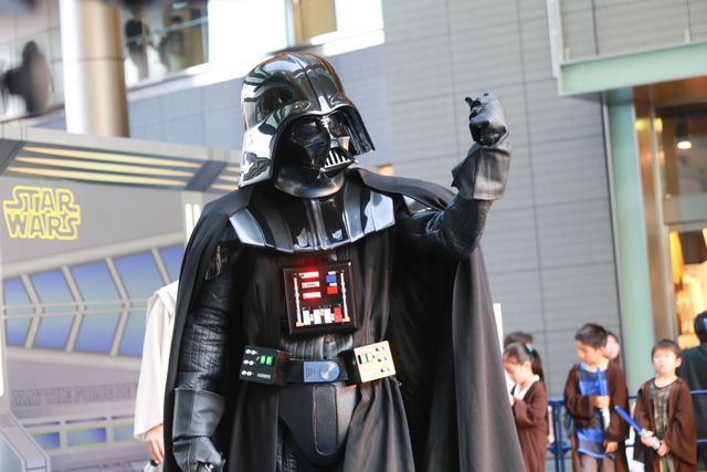 ダース・ベイダーと対決！　ジェダイ騎士にあこがれる子どもたちがライトセーバーを特訓！　画像ギャラリー（10枚目）