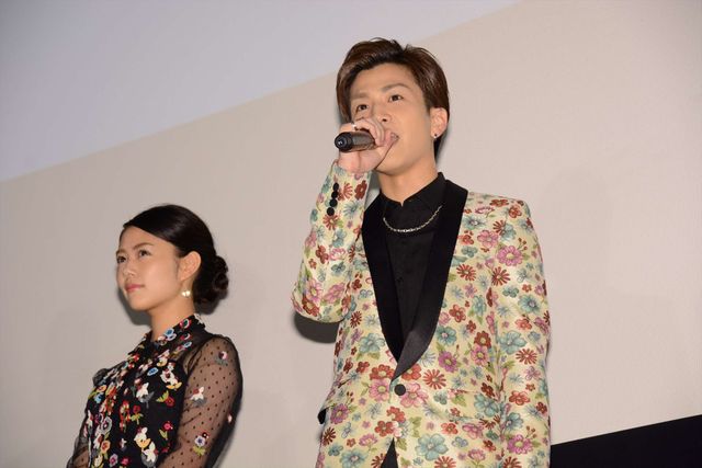 三代目JSB岩田＆高畑充希、超笑顔！『植物図鑑　運命の恋、ひろいました』初日舞台あいさつフォトギャラリー（9枚目）