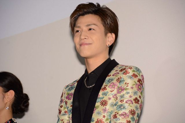 三代目JSB岩田＆高畑充希、超笑顔！『植物図鑑　運命の恋、ひろいました』初日舞台あいさつフォトギャラリー（10枚目）