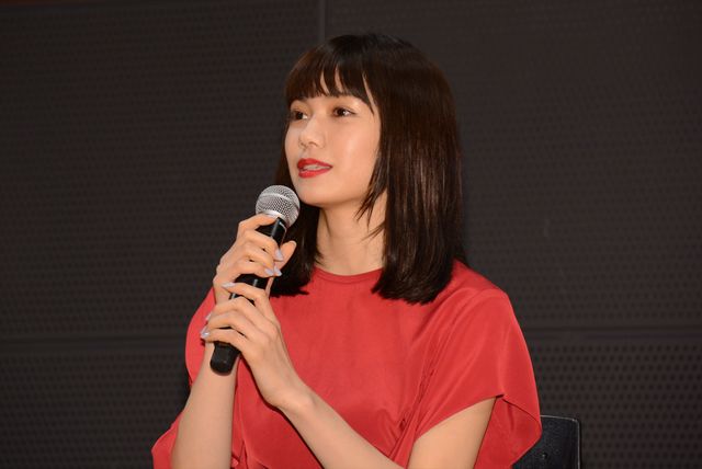 二階堂ふみ、金魚のような衣装で登場！写真ギャラリー（11枚目）