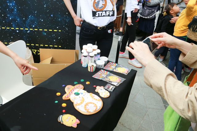 5月4日「スター・ウォーズの日」に人気キャラが集結！フォトギャラリー（27枚目）