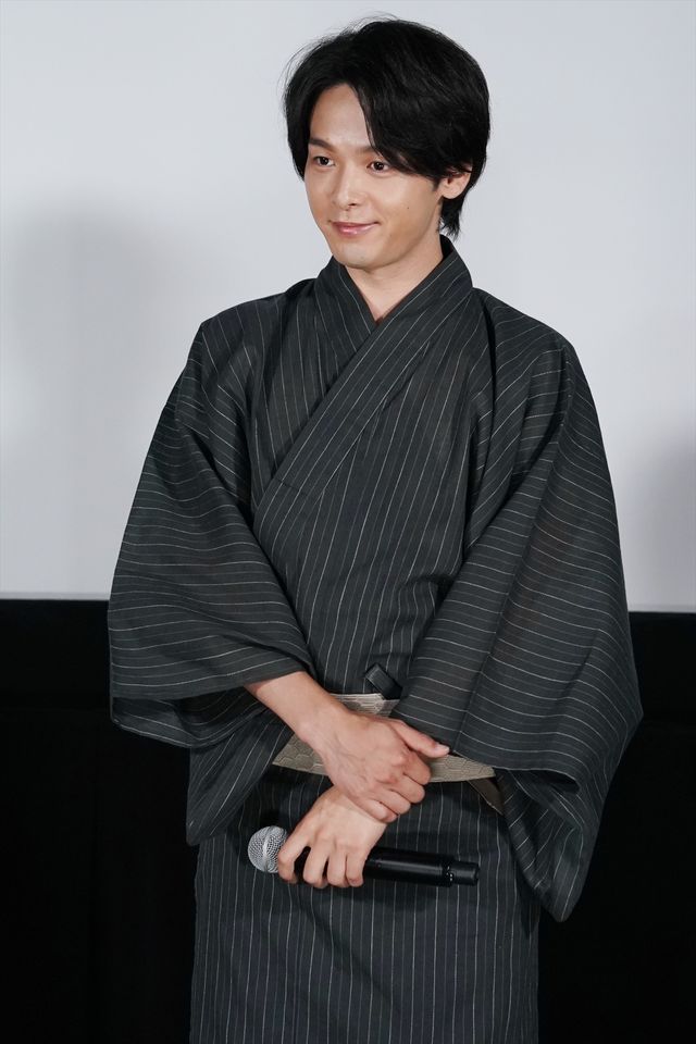 中村倫也＆石橋静河、浴衣姿が美しい！映画『人数の町』完成記念会見（5枚目）