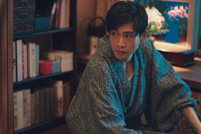 広瀬すず＆二階堂ふみが美の競演！映画『遠い山なみの光』場面写真（5枚目）