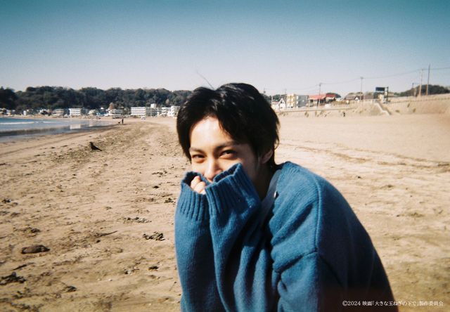 神尾楓珠＆桜田ひより『大きな玉ねぎの下で』豪華オフショット！：フォトギャラリー