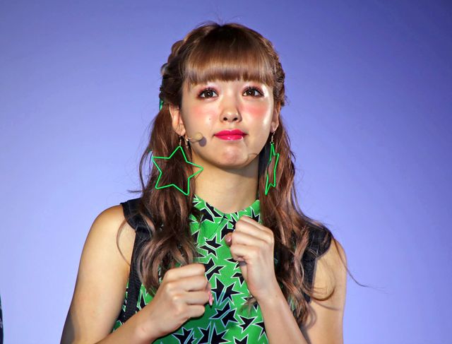 藤田ニコル、亀風ファッションで登場『タートルズ』イベントギャラリー