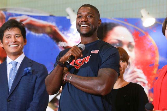 織田裕二、金メダリスト・ジャスティン・ガトリンと対面！フォトギャラリー（4枚目）