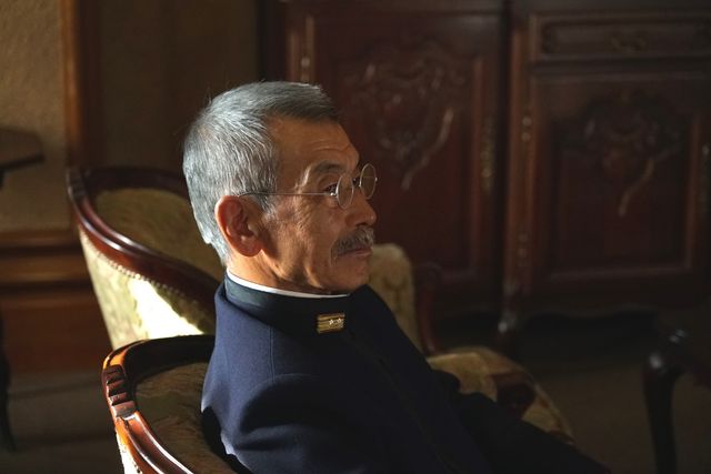 舘ひろし、俳優人生初の丸刈り頭に！『アルキメデスの大戦』（8枚目）