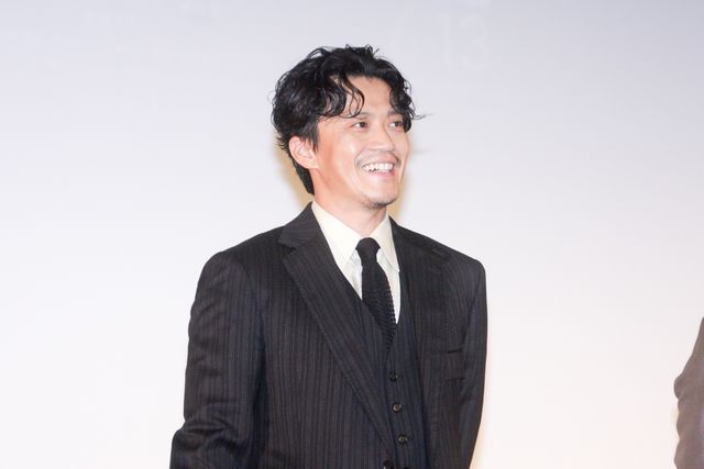 小栗旬＆窪塚洋介、日体大にサプライズ登場！映画『フロントライン』キックオフイベント（6枚目）