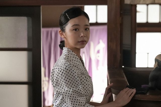 スズ子を見送り…「ブギウギ」第26回の場面写真（2枚目）