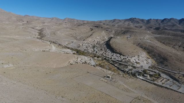 日本初撮影！2,000年以上続くメイマンドの洞窟住居（5枚目）