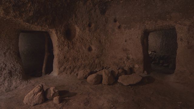 日本初撮影！2,000年以上続くメイマンドの洞窟住居（11枚目）