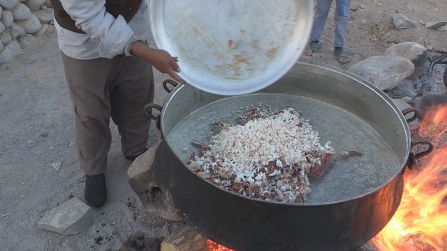 日本初撮影！2,000年以上続くメイマンドの洞窟住居（16枚目）