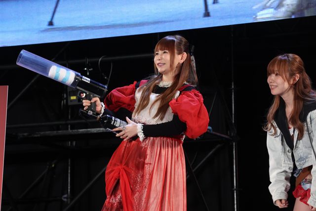 中川翔子、“血しぶき”スカートで産後初イベント登場！「怖コン×ブラムハウス・スペシャル」（4枚目）