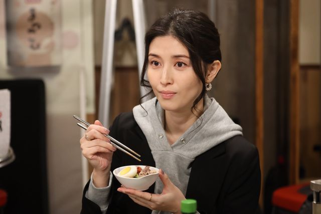 “バチェラー風”シーンも話題！「婚活1000本ノック」第5話場面写真（16枚目）