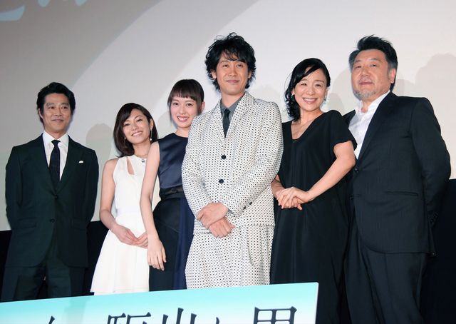 大泉洋、戸田恵梨香、内山理名らが笑顔であいさつ！映画『駆込み女と駆出し男』完成披露試写会フォトギャラリー（2枚目）