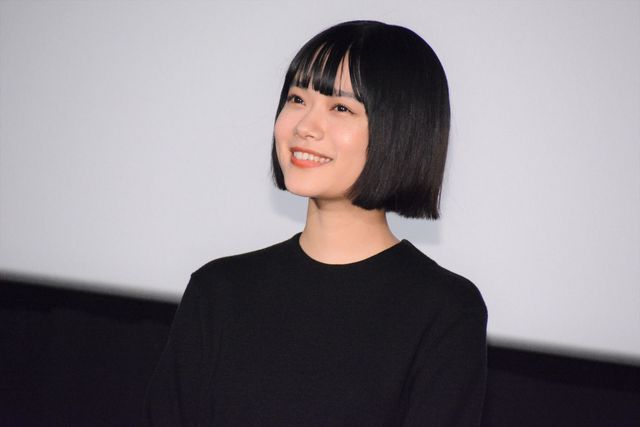 杉咲花、大雨で新幹線が6時間足止め…まさかの「ミッション」明かす：フォトギャラリー