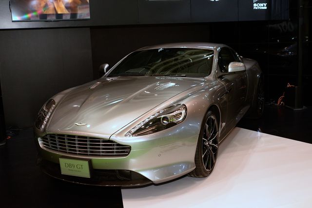 「007」ファンの俳優・細川茂樹、「ご飯が炊ける」ボンドカー希望！アストンマーティン限定モデルフォトギャラリー（3枚目）