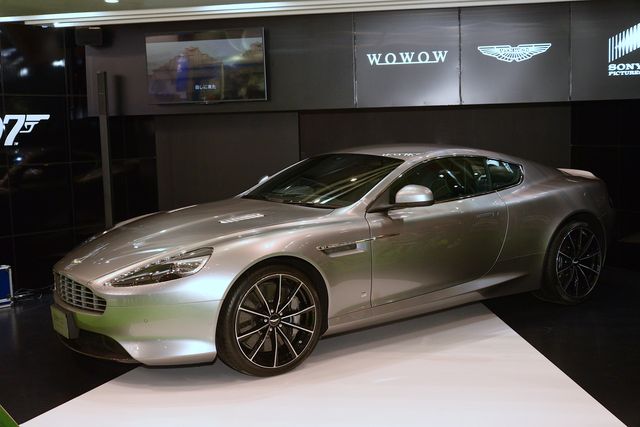 「007」ファンの俳優・細川茂樹、「ご飯が炊ける」ボンドカー希望！アストンマーティン限定モデルフォトギャラリー（5枚目）