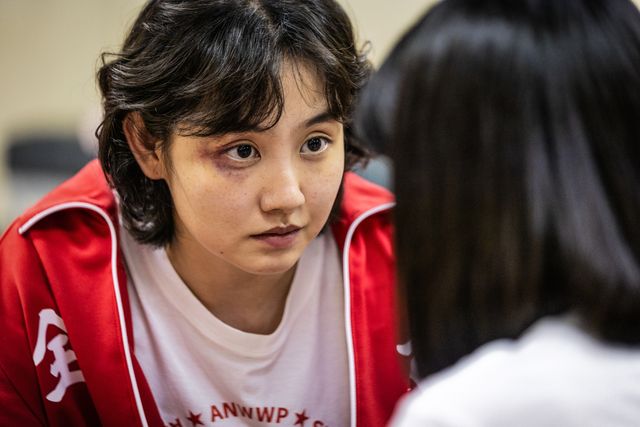 ゆりやん・唐田えりか・剛力彩芽らが激変！「極悪女王」場面写真（7枚目）