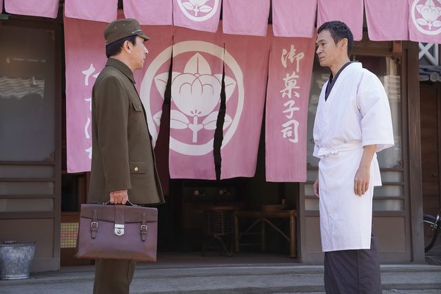 稔と安子の想いを知る勇は…「カムカムエヴリバディ」第14回の場面写真（3枚目）