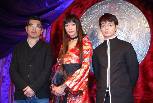 杏の妖艶な衣装姿をもっと！「CLAMPドラマ ホリック xxxHOLiC」の制作発表記者会見フォトギャラリー（7枚目）