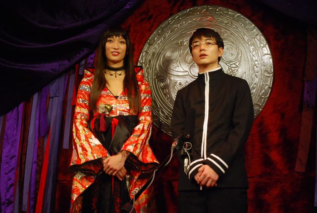 杏の妖艶な衣装姿をもっと！「CLAMPドラマ ホリック xxxHOLiC」の制作発表記者会見フォトギャラリー（9枚目）