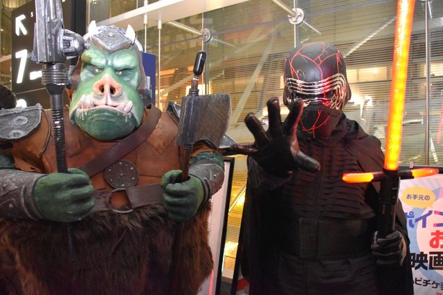 最後のスター・ウォーズにファン集合！『スター・ウォーズ／スカイウォーカーの夜明け』前夜祭上映フォトギャラリー（5枚目）