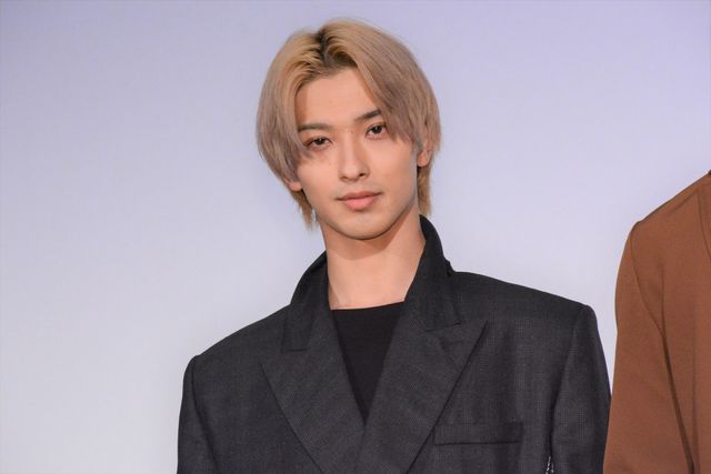 竹内涼真＆横浜流星と交流にファン感涙『アキラとあきら』大ヒット御礼舞台あいさつ（19枚目）