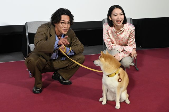 大東駿介＆飯豊まりえ、NHKドラマ10「シバのおきて～われら犬バカ編集部～」完成試写会へ：フォトギャラリー