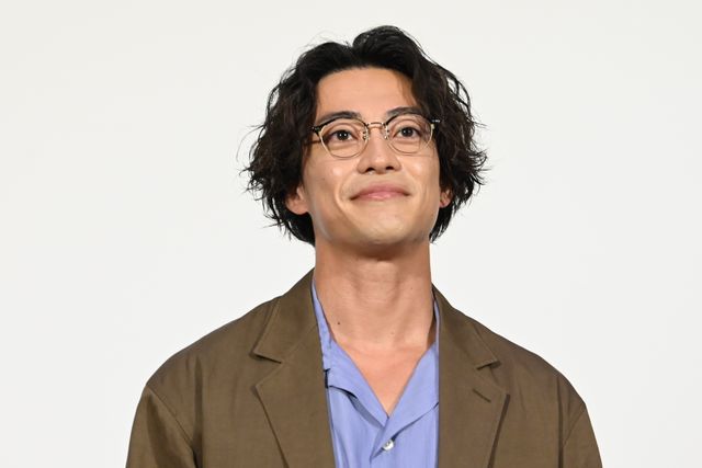 大東駿介＆飯豊まりえ、NHKドラマ10「シバのおきて～われら犬バカ編集部～」完成試写会へ（11枚目）