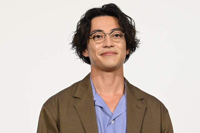 大東駿介＆飯豊まりえ、NHKドラマ10「シバのおきて～われら犬バカ編集部～」完成試写会へ（12枚目）