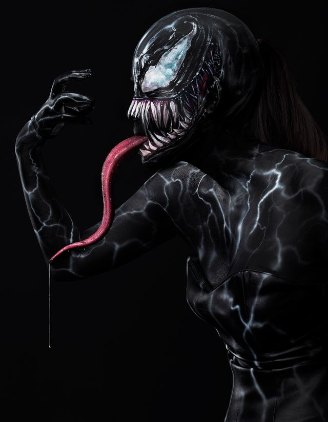 メイキング写真も！中川翔子が“ヴェノム化”（2枚目）