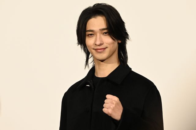 横浜流星、大河ドラマ「べらぼう～蔦重栄華乃夢噺～」完成試写会会見の様子（3枚目）