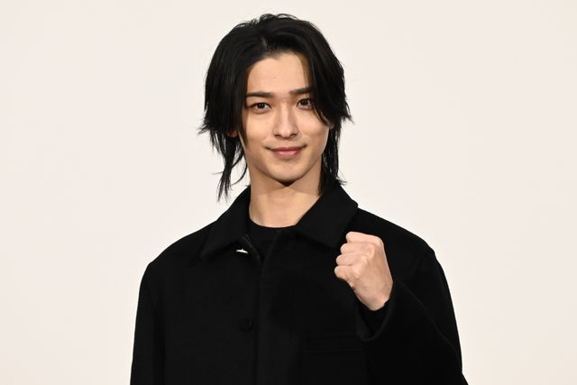 横浜流星、大河ドラマ「べらぼう～蔦重栄華乃夢噺～」完成試写会会見の様子（10枚目）